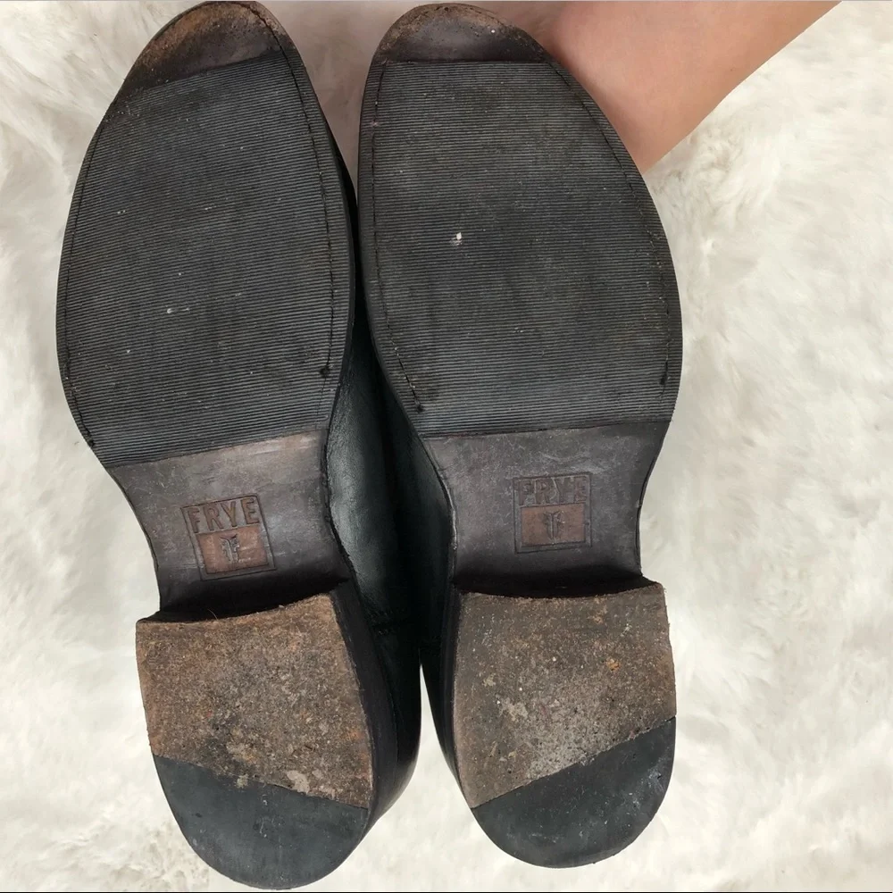 Black Frye Leather Zip Booties